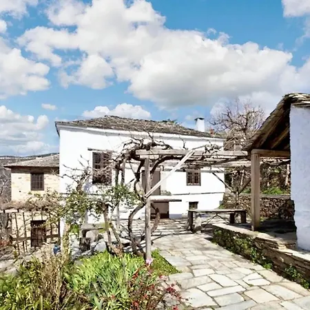 펜션 Mountain House With Fireplace In *